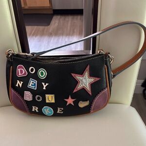 AUTHENTIC BEAUTIFUL DOONEY AND BOURKE HANDBAG